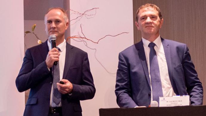 Joël Ratel, directeur de Nord Céréales (à g.), au côté de Laurent Bué, président : « Lors de la dernière campagne, la haute qualité des blés nous a permis d’accéder à de nouveaux marchés, tels que la Chine, et de conforter notre présence sur des marchés exigeants, comme l’Égypte. »